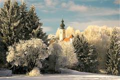 Grossansicht in neuem Fenster: Winterlandschaft - Blick auf Ortskern von Osten