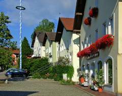 Grossansicht in neuem Fenster: Häusernordfront des Marktplatzes